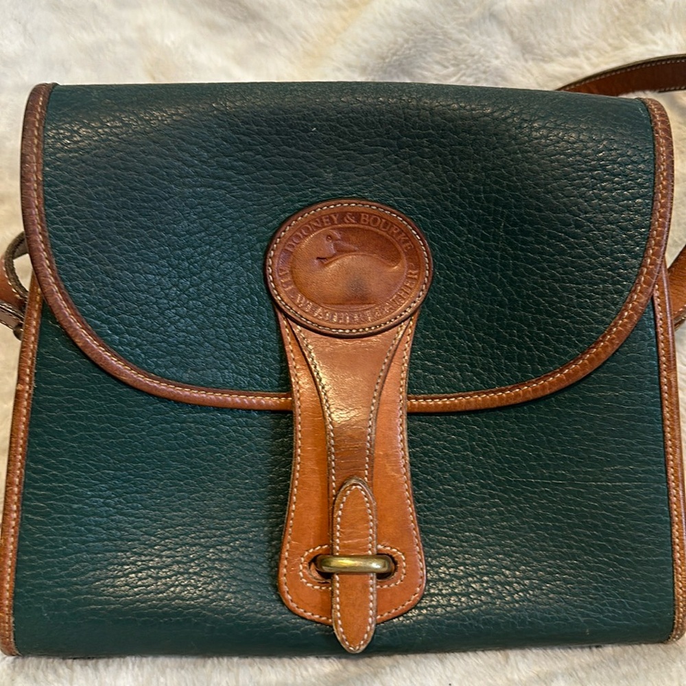 Vintage Dooney and Bourke Crossbody